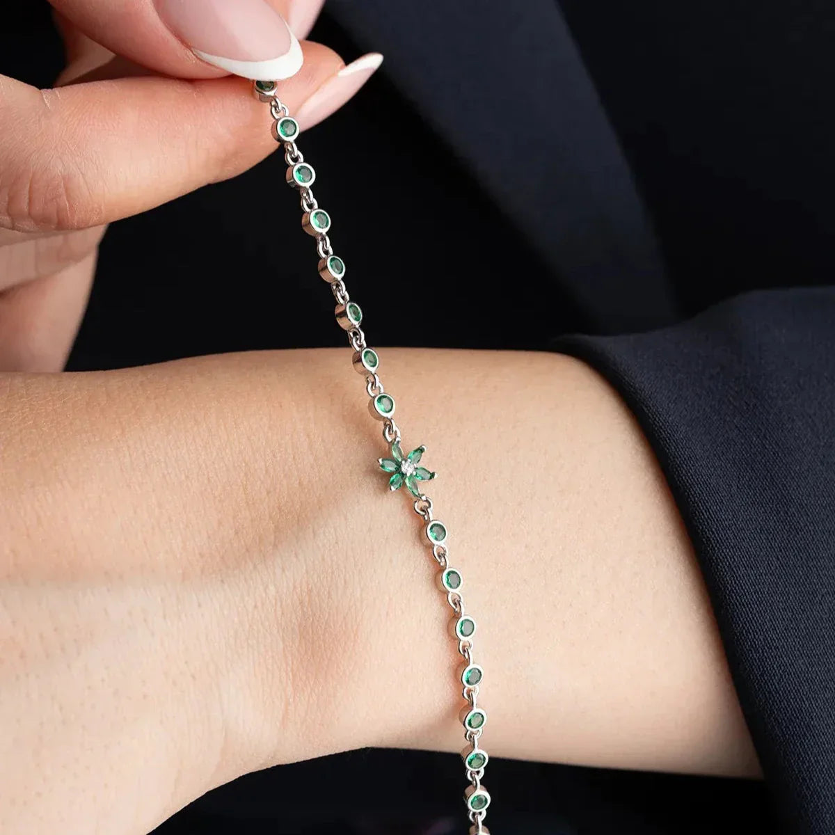 GRÜNER STEIN LOTUS ARMBAND | 925 SILBER