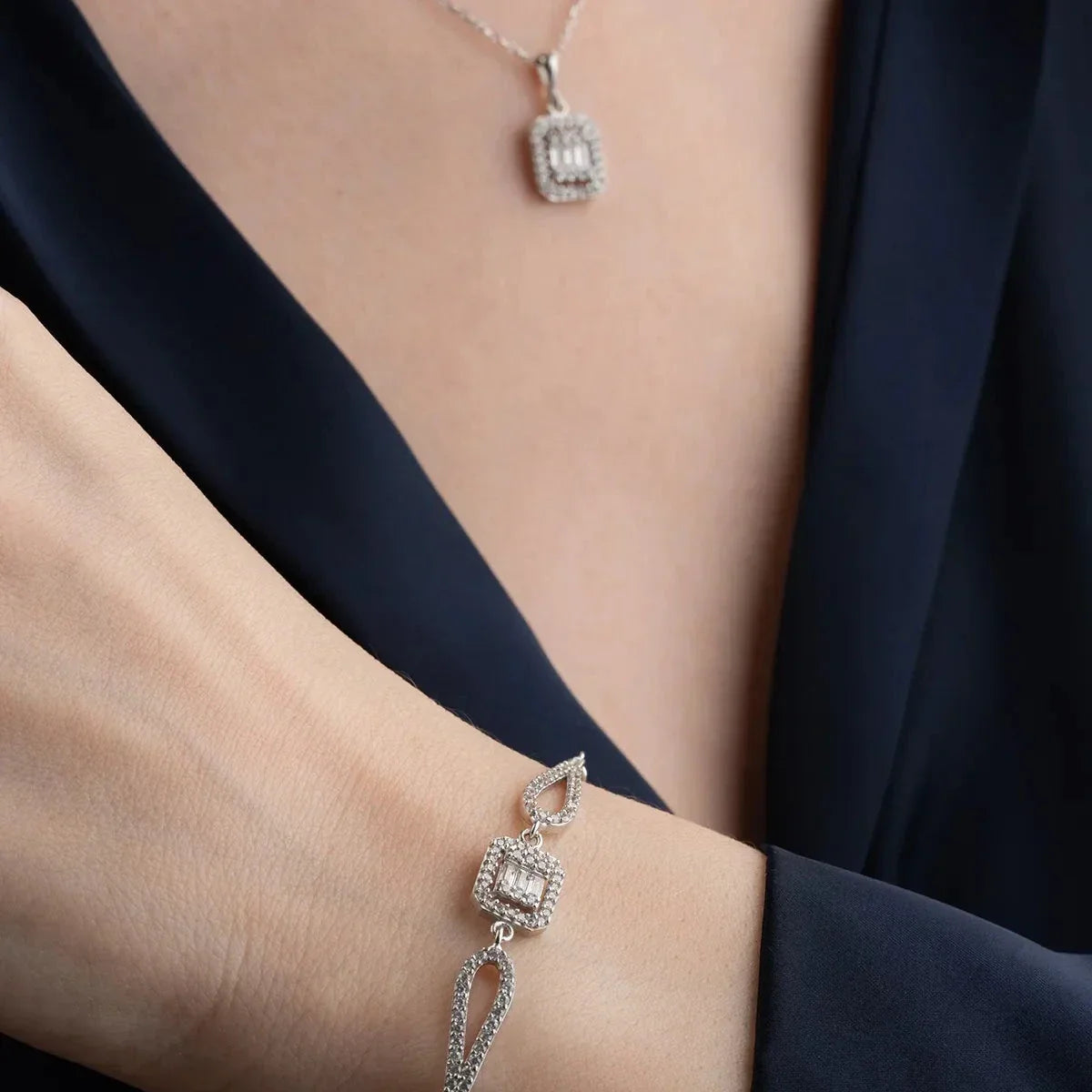 BAGUETTE STEIN HALSKETTE ARMBAND SET | 925 SILBER