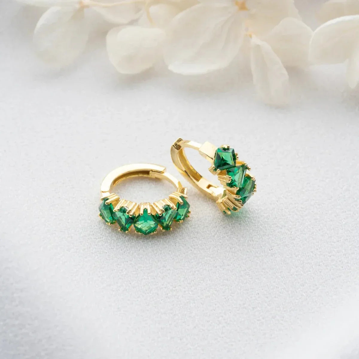 ZÜMRÜT GRÜNE BAGUETTE STEIN OHRRINGE | 925 SILBER