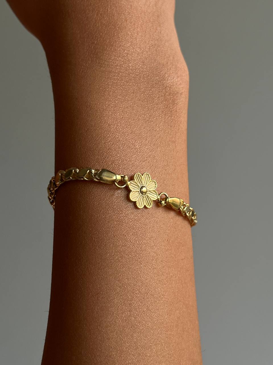 GERSTEN FLOWER BRACELET (8732327018839)