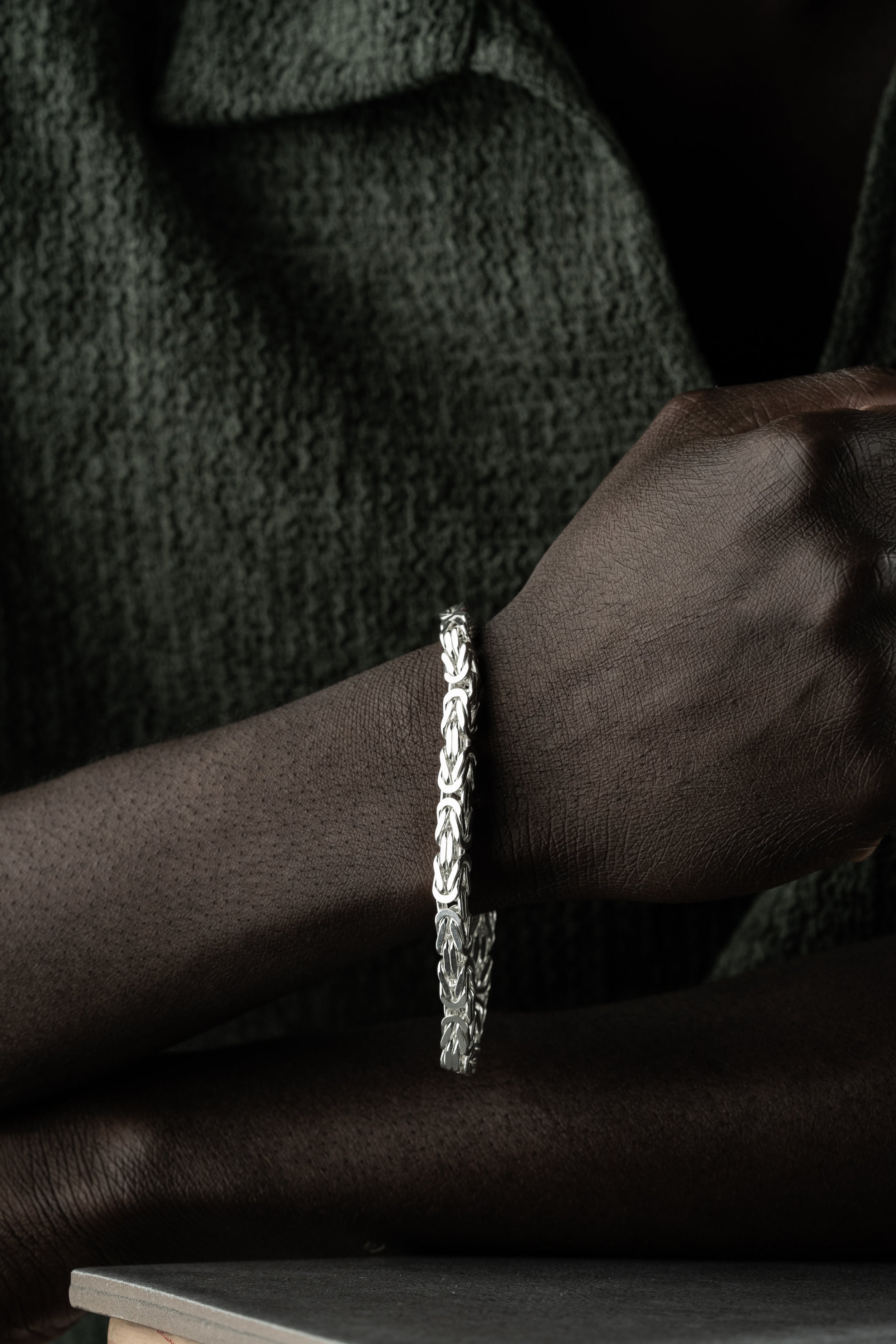 KÖNIGSARMBAND MASSIV VIERKANT 5MM | 925 SILBER.