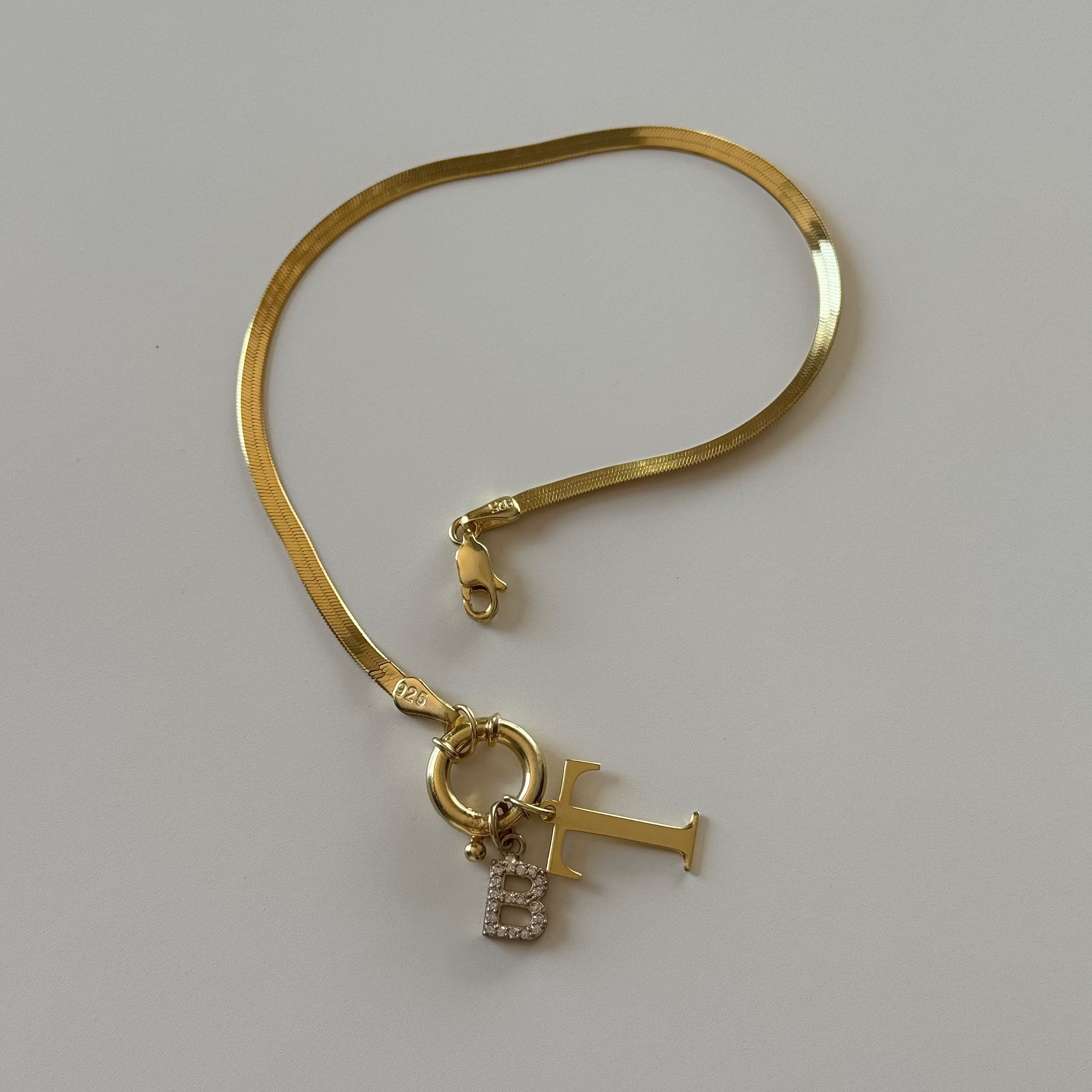 SNAKE DUO BUCHSTABEN ARMBAND | 925 SILBER.