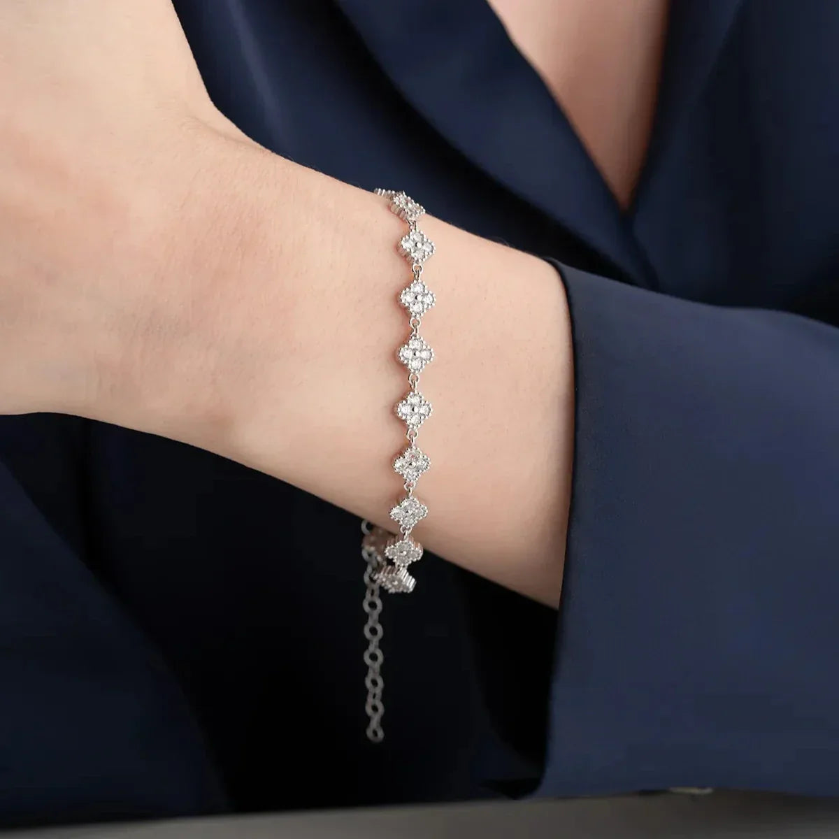 ZIRKON STEIN KLEE ARMBAND | 925 SILBER