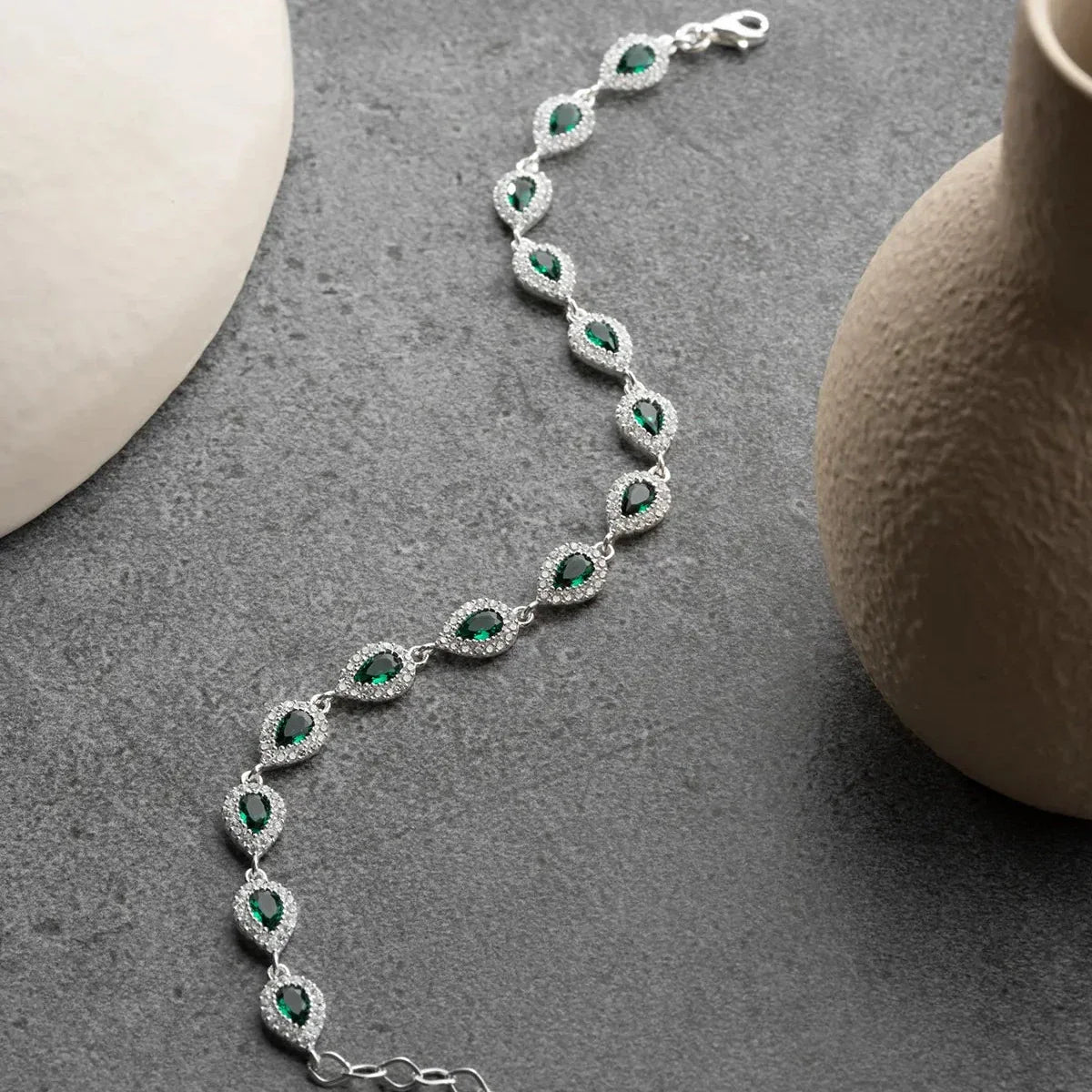TROPFENSTEIN SMARAGD ARMBAND | 925 SILBER