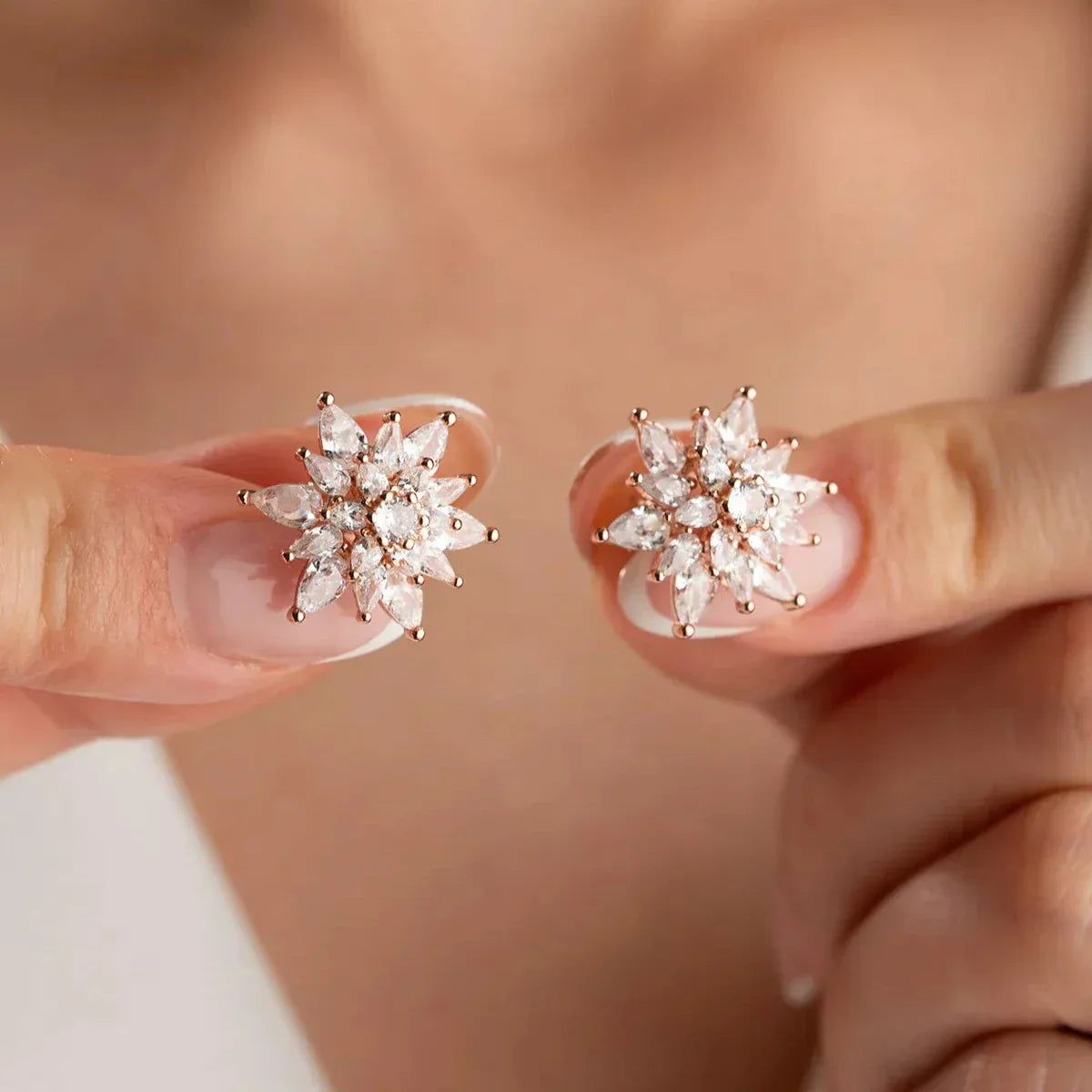 LOTUS & EISZAPFEN ZIRKONIA BLÜTEN OHRRINGE| 925 SILBER