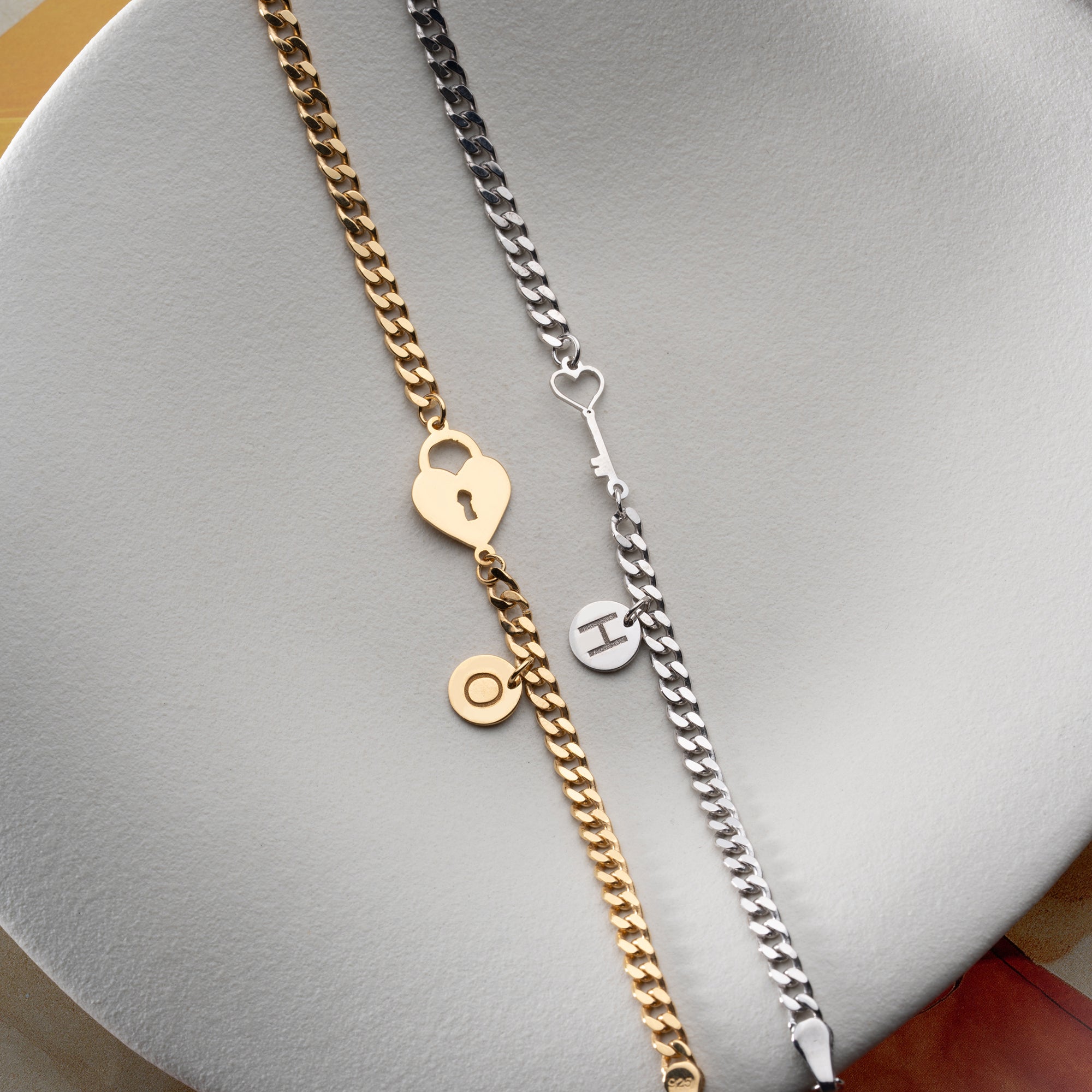 SCHLOSS SCHLÜSSEL UND BUCHSTABE PARTNERARMBAND | 925 SILBER