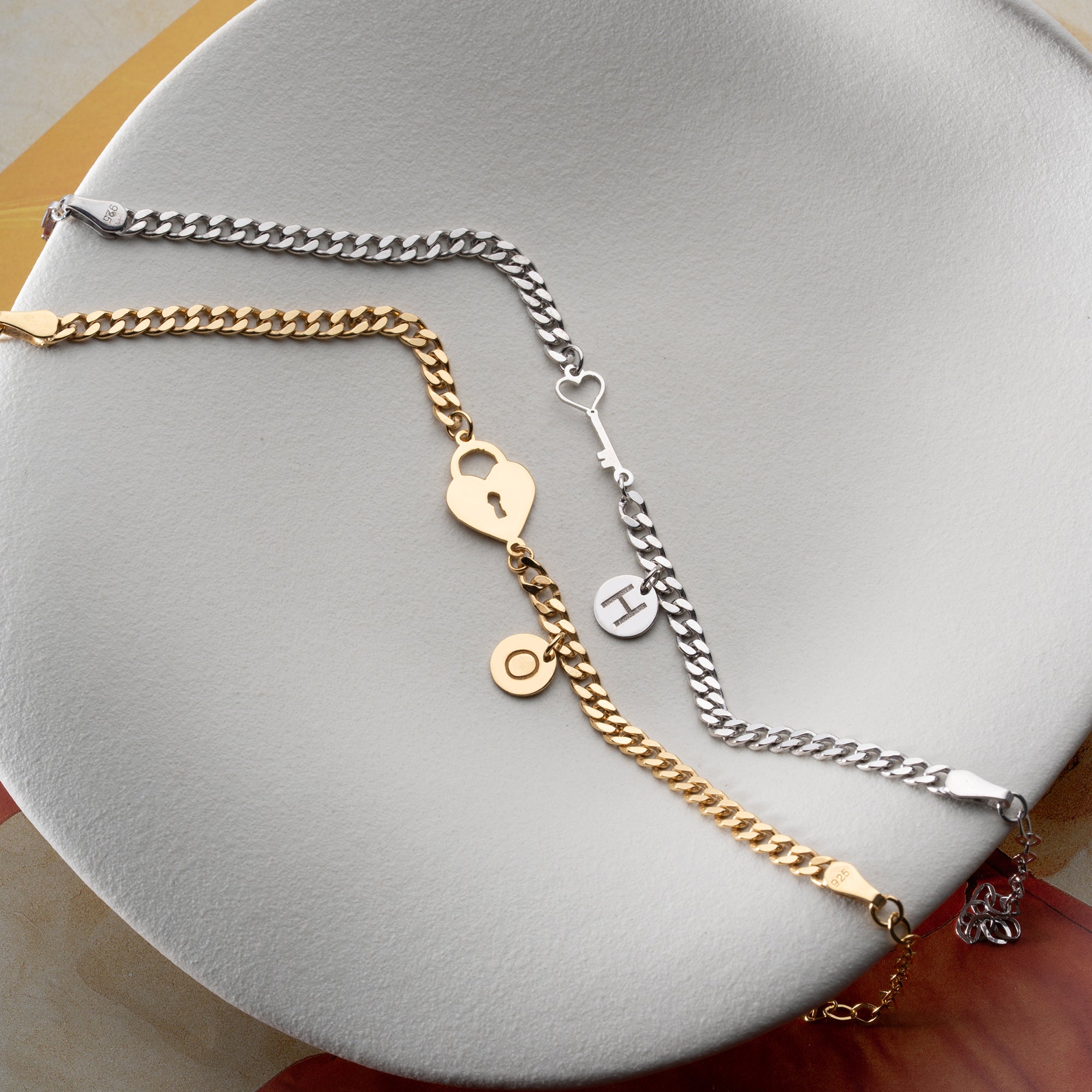 SCHLOSS SCHLÜSSEL UND BUCHSTABE PARTNERARMBAND | 925 SILBER