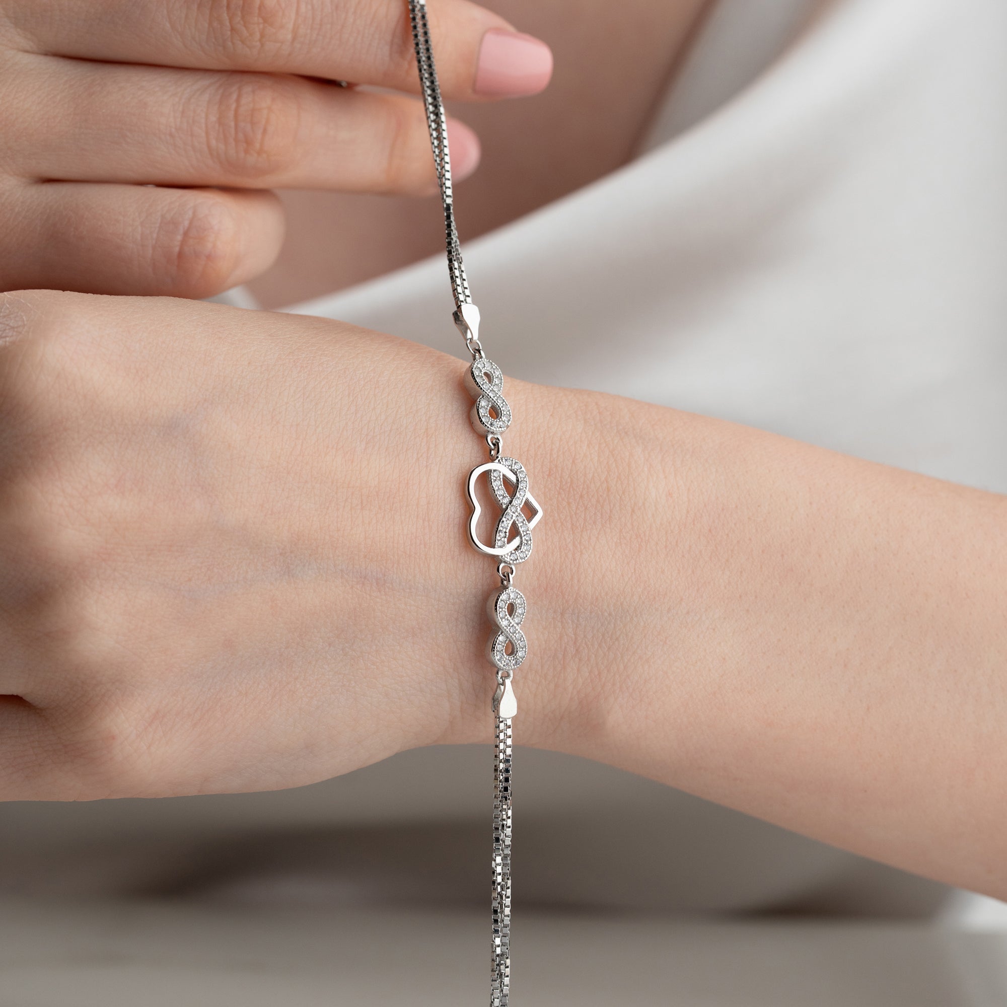 HERZ INFINITY ARMBAND | 925 SILBER