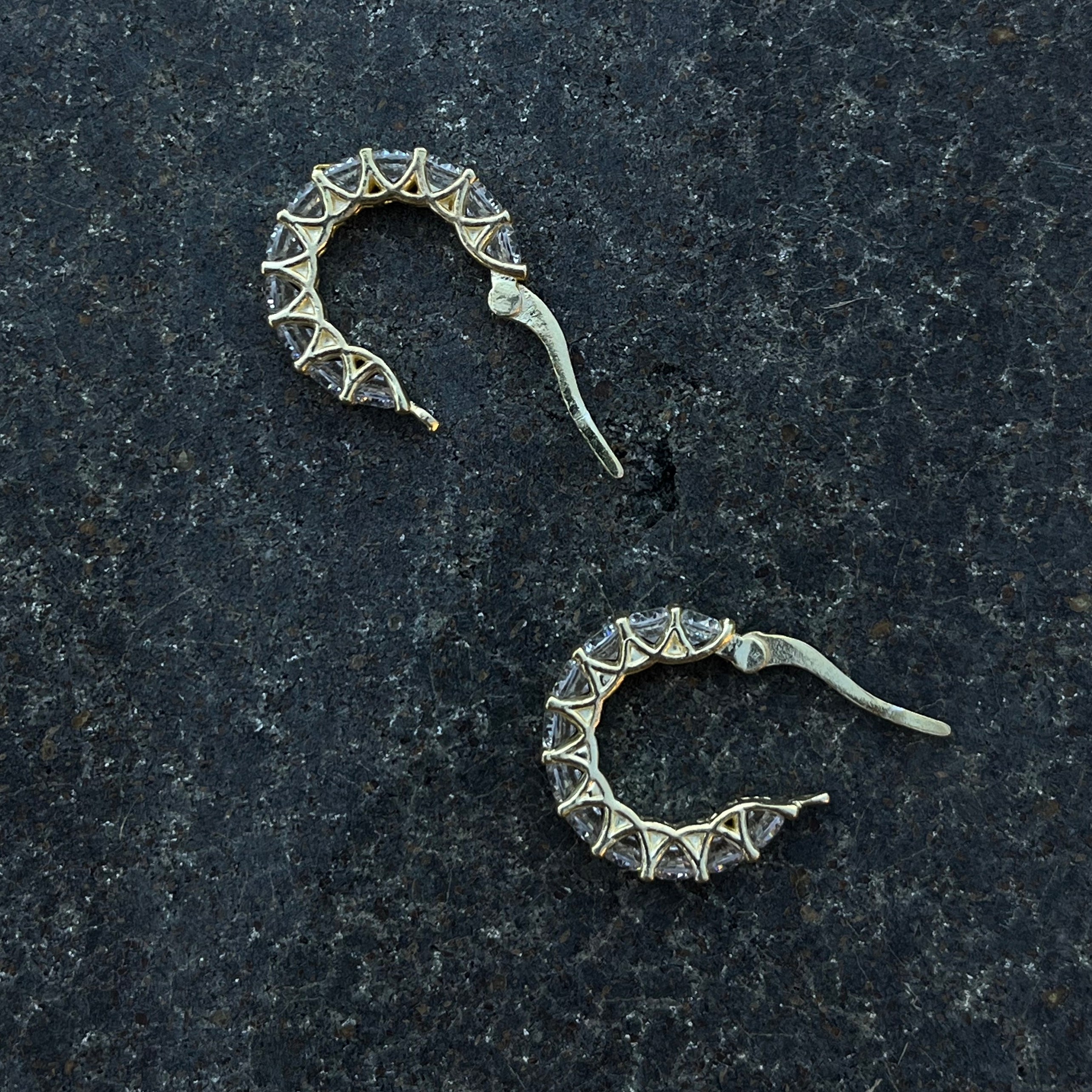 Gefüllt mit Steinen Ohrringe II (7139600695341)